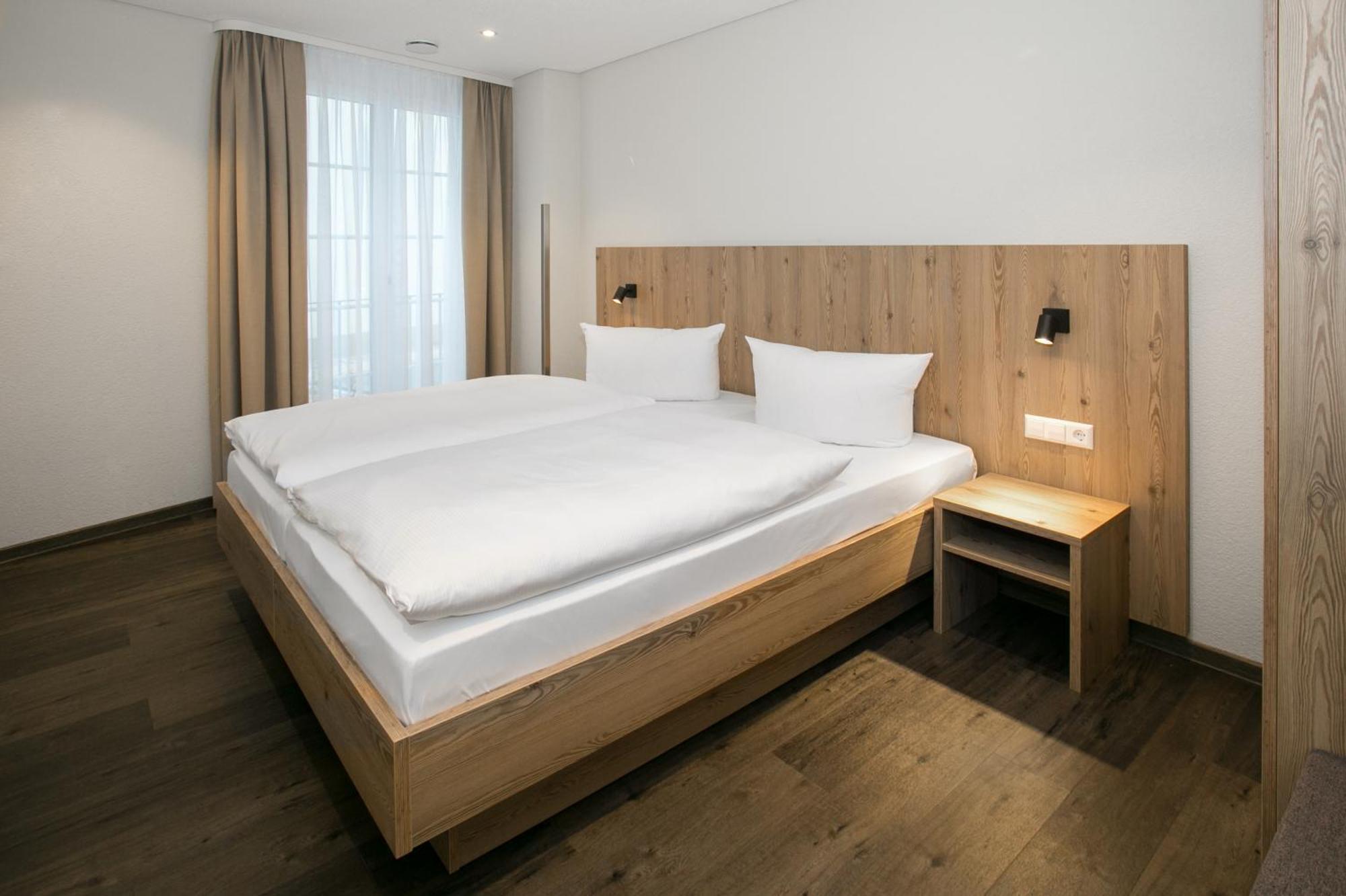Hotel-Gasthaus Engel Luttingen Laufenburg Room photo